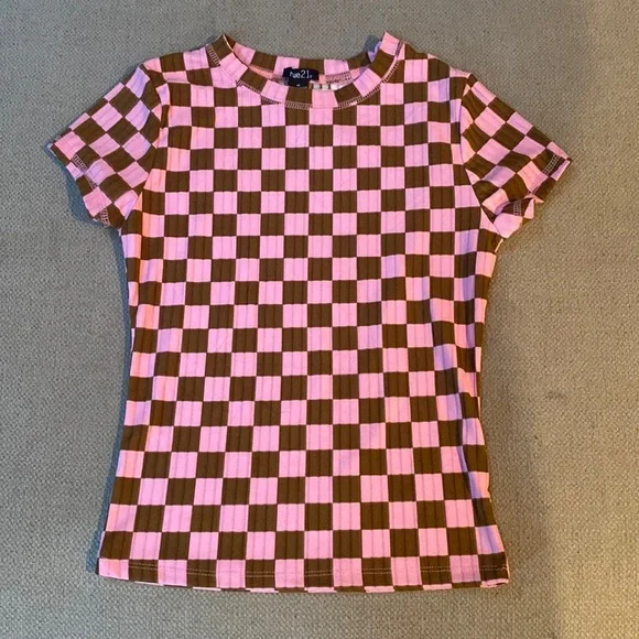 Rue 21 pink and brown checkered shirt size women’s medium NWOT never worn - Picture 1 of 6